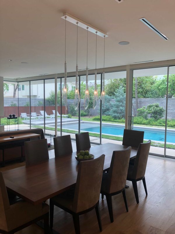 Dinning area and view of pool